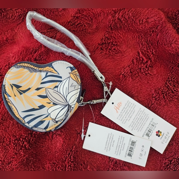 NWT Lug Heart Pouch + Satin Luxe Strap = Wristlet, $30 Retail See Screenshots - Picture 2 of 11